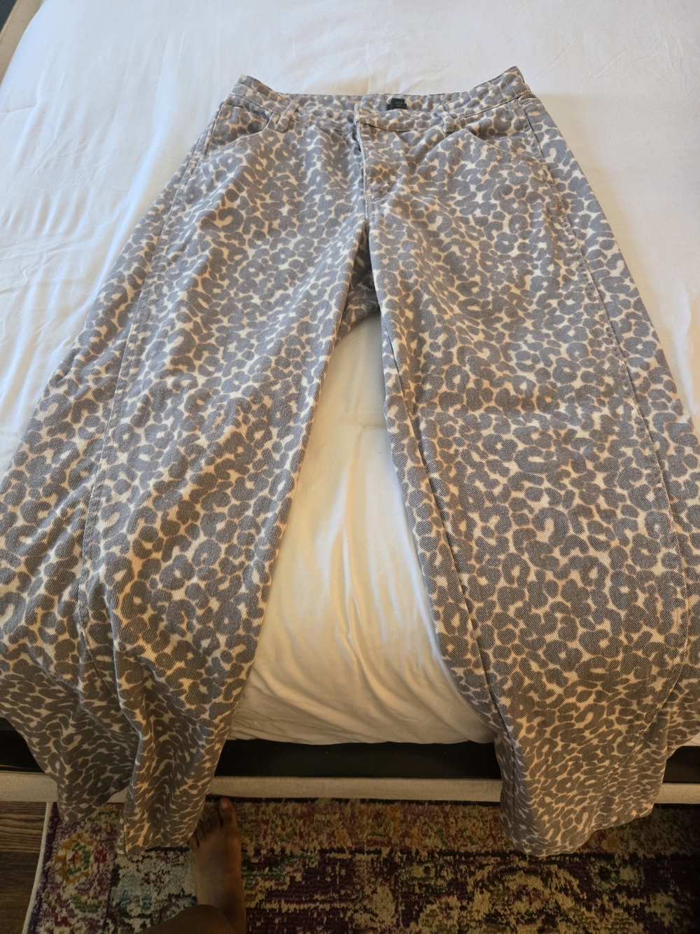 wild fable Grey and Cream Leopard-Print Wide Leg Jeans